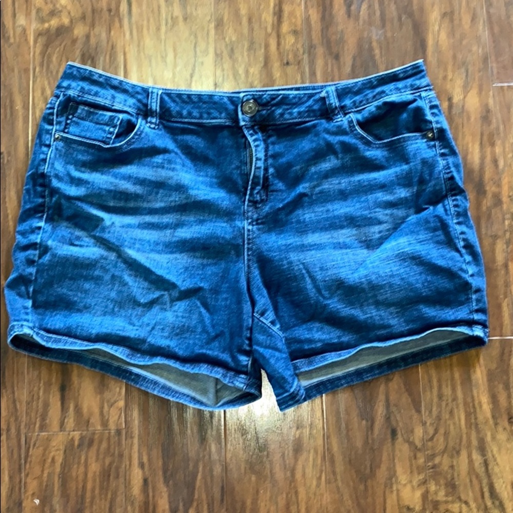 Venezia‎ Blue Jean Shorts 16